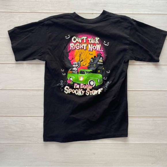 BUC EE’S Halloween 2023 T Shirt Youth Large Black Glow In The Dark - Picture 5 of 10